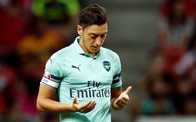 Bintang Arsenal Mesut Ozil Kritik Kebisuan Dunia Islam Atas Penindasan Cina Pada Muslim Uighur